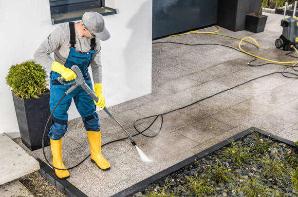 Best Deck Pressure Washing  in Kotzebue, AK